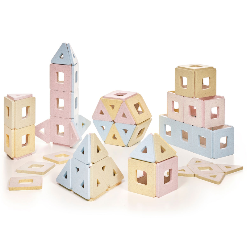 Magnetisch speelgoed van polydron, constructie speelgoed voor scholen. Magnetisch speelgoed van polydron, constructie speelgoed voor scholen.