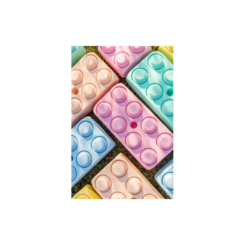 Pastel blocks, soft colors Blubloxx XL blocks made of recycled plastic Pastel blocks, soft colors Blubloxx XL blocks made of recycled plastic