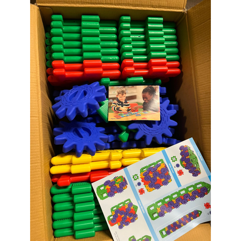 Discover how gears come to life — build, turn, and learn with the Polydron Giant Gears Set!