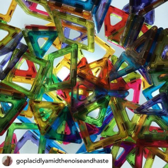 Ensemble de classe Polydron magnétique transparent Ensemble de classe Polydron magnétique transparent