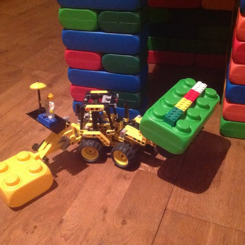 Petites briques de construction ESDA