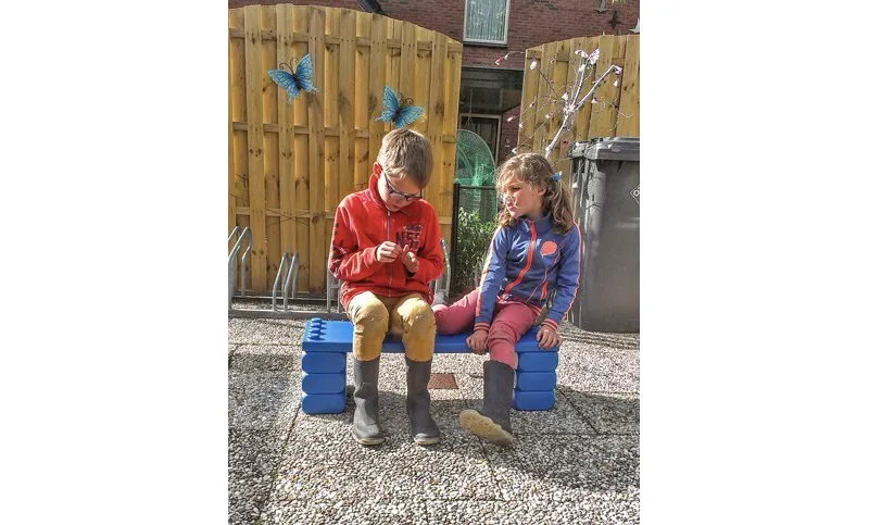 ESDA Tafel met 4 Stoelen